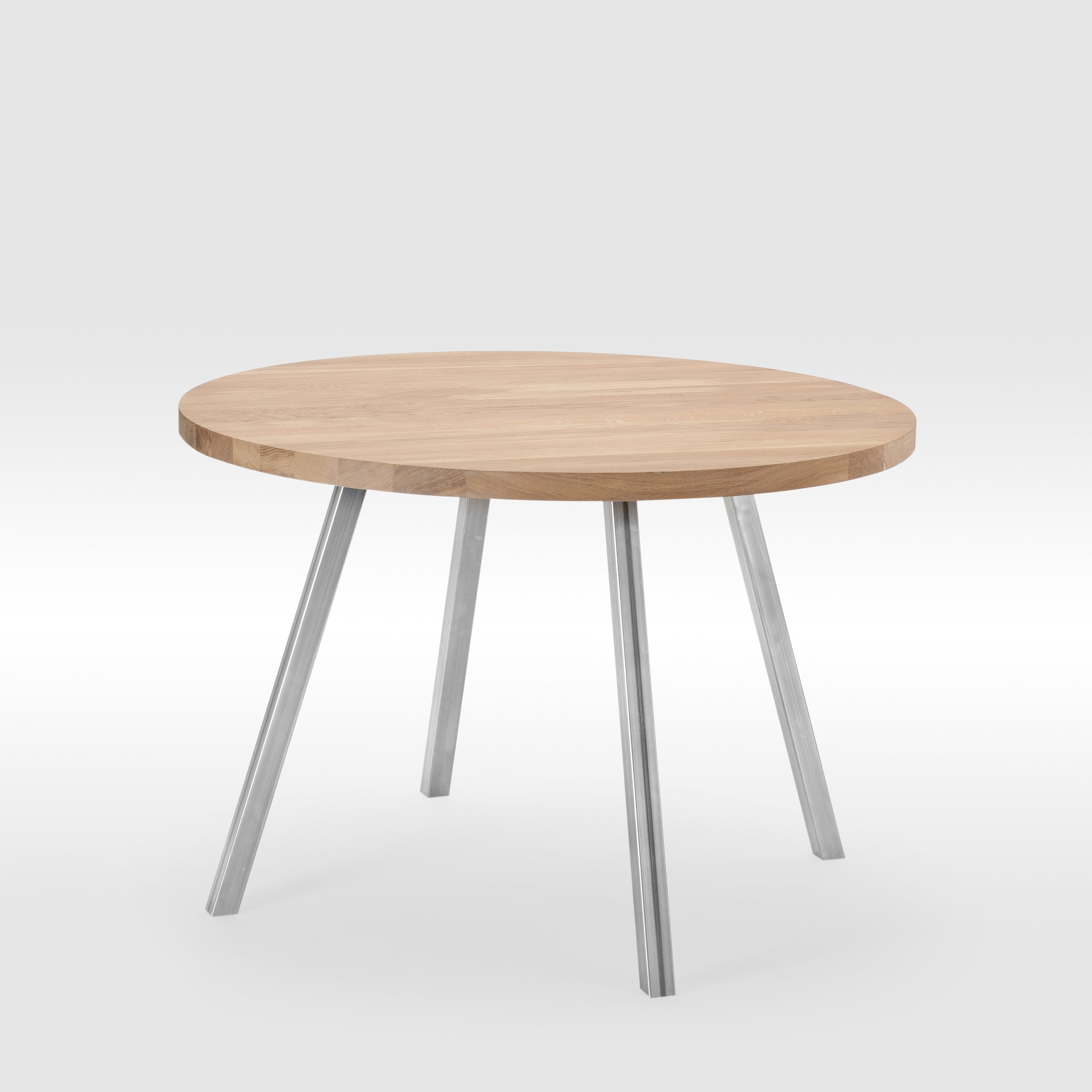 Круглый столик из дерева на стальных ножках